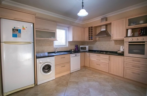Dalyan City Center Villa | Villa Etki (Efficient) with private pool and garden/free WiFi