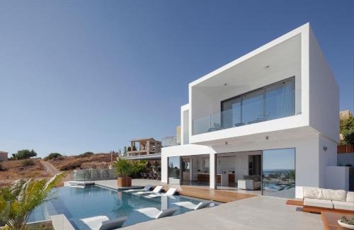 Peyia Town Villa | Villa Euphoria