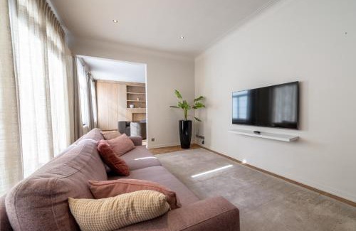 Ostend City Centre Bed & Breakfast | Villa Euphrosina boutique verblijf met verwarmd zwembad, sauna, vlakbij het strand van Oostende