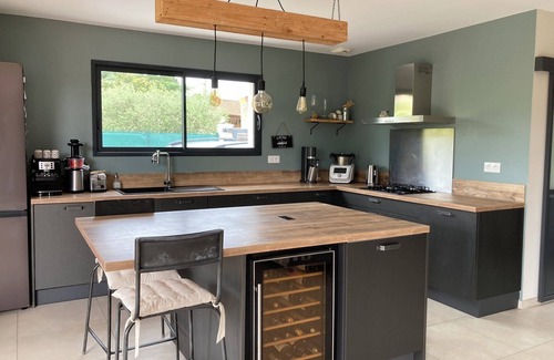 Domazan Villa | Villa Familiale Avec Piscine à 15 min du Pont du Gard et D'avignon