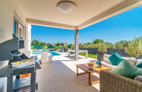 Stokovci Villa | Villa Florentina by Villa Plus