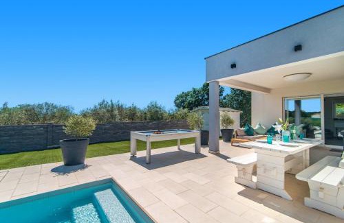 Stokovci Villa | Villa Florentina by Villa Plus