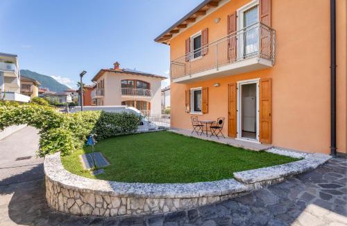 Riva del Garda Apartment | Villa Fontana w/Private Garden