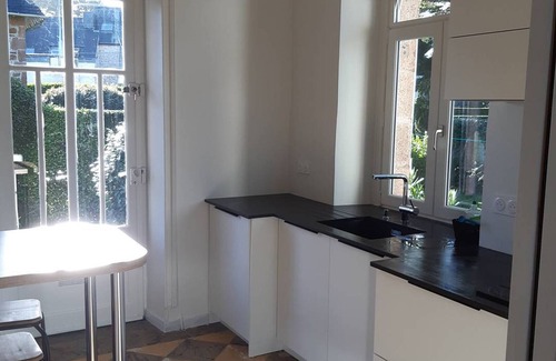 Perros-Guirec House | Villa for 13 with garden, WIFI, pets allowed in Perros-Guirec