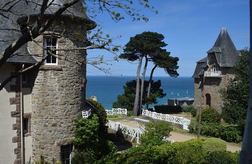 Perros-Guirec House | Villa for 13 with garden, WIFI, pets allowed in Perros-Guirec