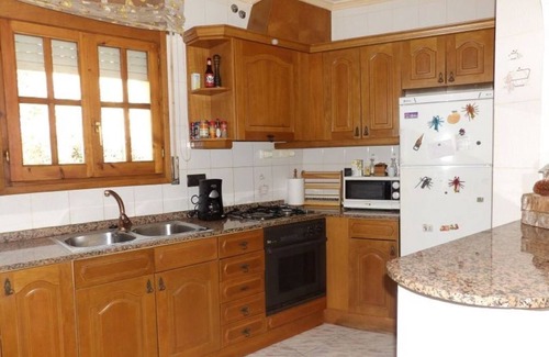 Les Tres Cales Ski Chalet | Villa for 8 people with private pool in Urb. three cales