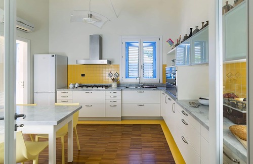 Augusta Villa | Villa for 8 People with Pool and Sea Views