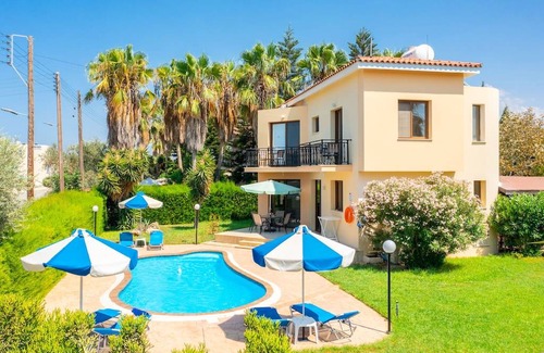 Latchi Villa | Villa Fostira: Large Private Pool, Walk to Beach, A/C, WiFi, Eco-Friendly