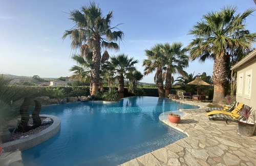 Saint-Genies-de-Fontedit Villa | VILLA KABEN Superb prestige villa 4*, heated pool, sauna, jacuzzi