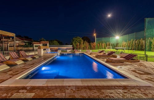 Vir Villa | Villa Frenky, Vir, heated pool, jacuzzi, pool, volleyball court, football court, www.zadarvillas