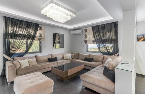 Skotino Apartment | Villa Gaia with Private Swimming Pool