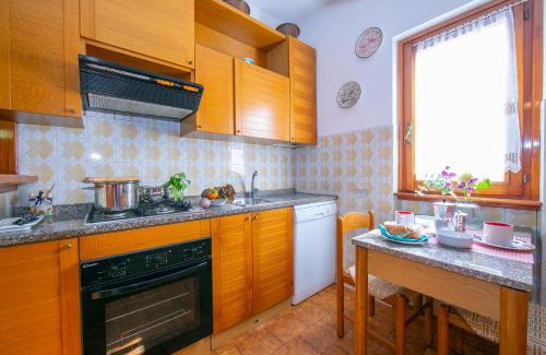 Castelveccana Villa | Villa Giorgia Private Pool - Happy Rentals