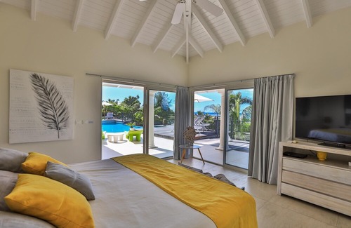 Plum Bay Villa | Villa Giselle in Terres Basses by Personal Villas - Fabulous Villa with Huge Pool