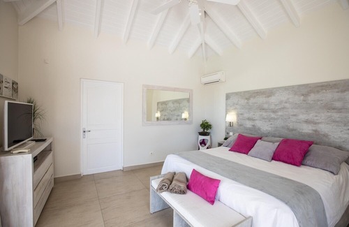 Plum Bay Villa | Villa Giselle in Terres Basses by Personal Villas - Fabulous Villa with Huge Pool