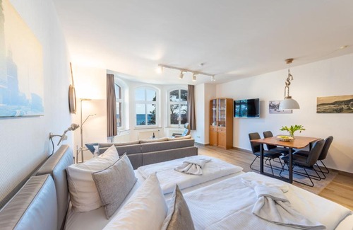 Binz Apartment | Villa Glückspilz by Schewe