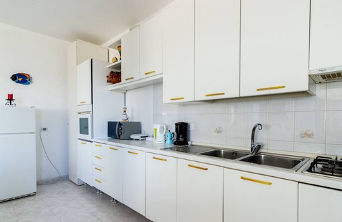 Poggi House | VILLA GLORI: 2 APARTMENTS FOR 12 and + PEOPLE