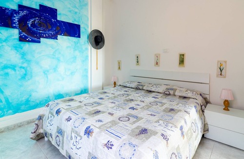 Poggi House | VILLA GLORI: 2 APARTMENTS FOR 12 and + PEOPLE