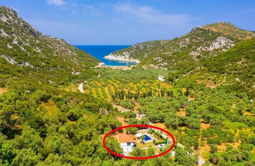 Skopelos Town Villa | Villa Glysteri: Large Private Pool, Walk to Beach, A/C
