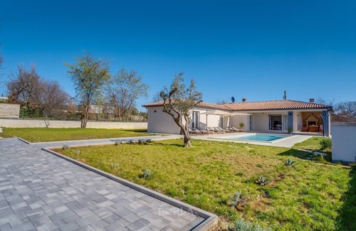 Smoljanci Villa | Villa GRACE with large pool 40m2 near beautiful beaches of Istria