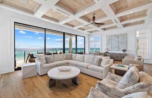Seagrove Beach House | Villa Grandeur