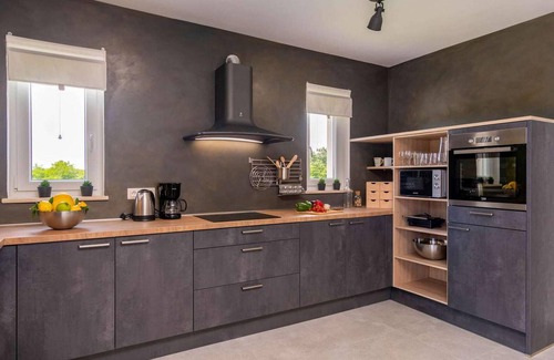 Sumber House | Villa Green Olive is located in a quiet place near the town of Labin.