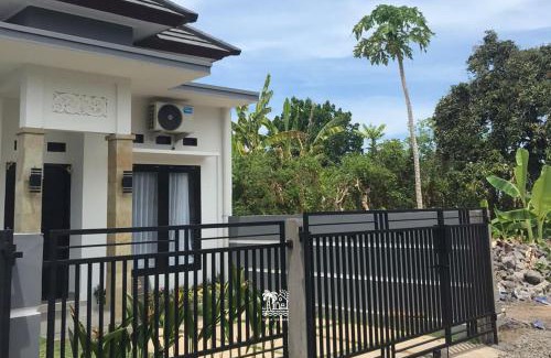 Sawan House | Villa HBNR Two-Bedroom Tiny House with Private Pool in Bali
