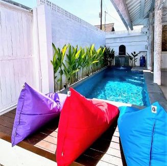 Berawa Villa | Villa Helenia - 3BR Pool & Villa - 5Mins to Finns