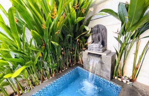 Berawa Villa | Villa Helenia - 3BR Pool & Villa - 5Mins to Finns