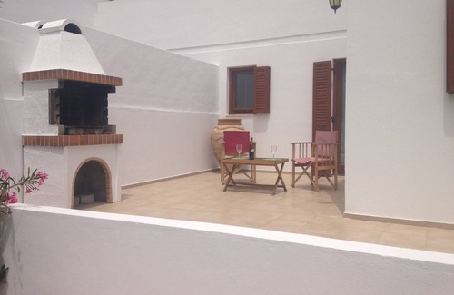 Lardos Villa | Villa Helios with Private Pool and Garden with Barbecue and Free Wi-Fi