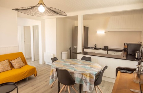 Saint-Martin-de-Re Villa | Villa Hortense 200 m from the beach, very close to shops and town center