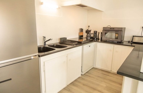 Saint-Martin-de-Re Villa | Villa Hortense 200 m from the beach, very close to shops and town center