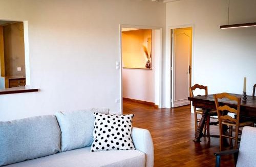 Veneux-les-Sablons Apartment | Villa Hortensia - Charming Cottage Near Fontainebleau