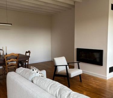 Veneux-les-Sablons Apartment | Villa Hortensia - Charming Cottage Near Fontainebleau