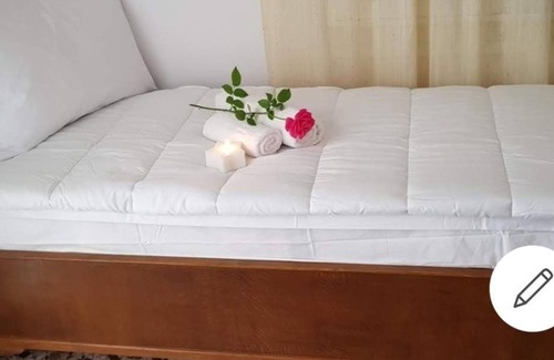 Livadi House | Villa house for 6 people with walking distance to the beach & all the amenities.