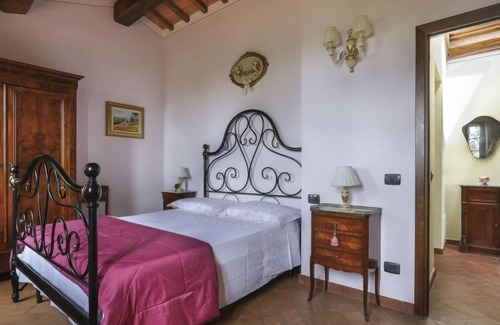 Margine Coperta-Traversagna House | Villa I Cipressi by Interhome