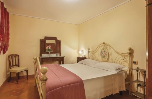 Margine Coperta-Traversagna House | Villa I Cipressi by Interhome