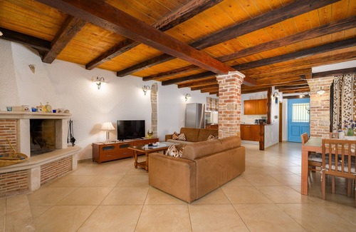 Visnjan Villa | Villa Ida with pool in Visnjan, Istria