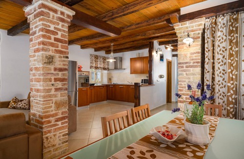 Visnjan Villa | Villa Ida with pool in Visnjan, Istria