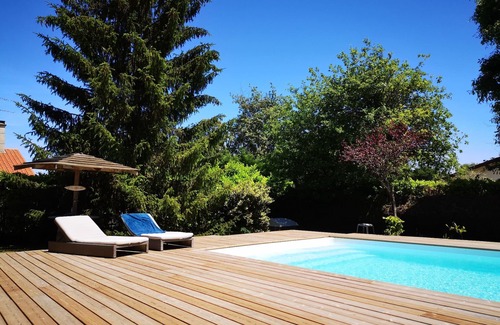 Saint-Aubin-de-Medoc Villa | Villa in a small haven of peace