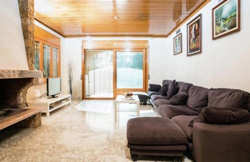 Sant Pere Pescador House | Villa in Bay of Roses with Private Pool