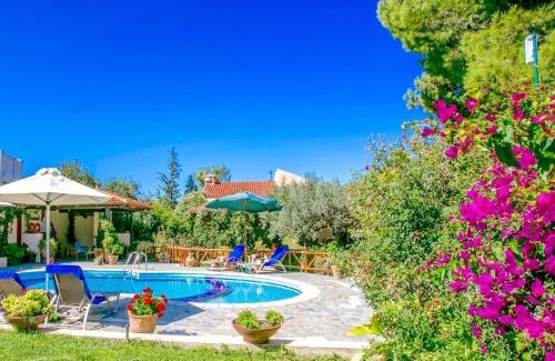 Stamnoi Villa | Villa in Heraklion with Private Pool & Beaches