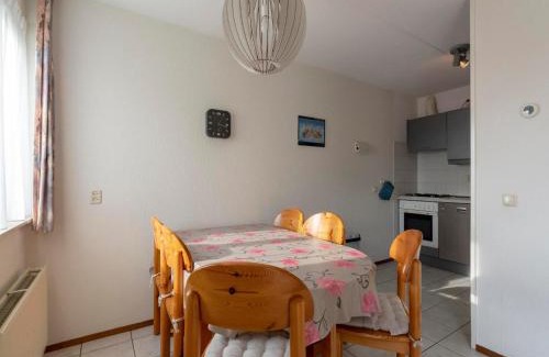 Julianadorp aan zee Villa | Villa in Julianadorp near Sandy Beach