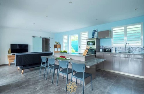 Le Moule Villa | Villa in Le Moule with pool, close to everything, ideal for couples, family or friends