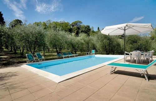 Montelopio Villa | Villa in Montelopio with 5 bedrooms sleeps 9