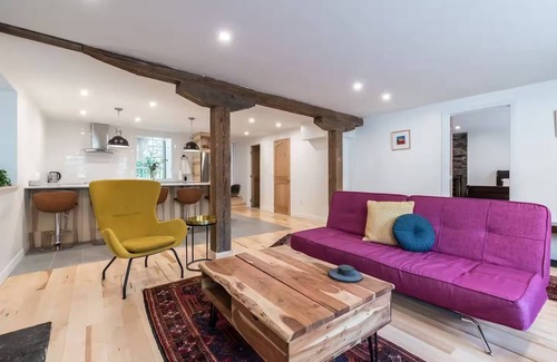 Ville-Marie House | Villa in old port Montreal