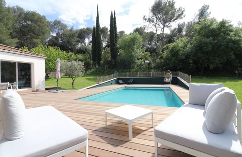 Clapiers House | Villa in pine forest, 20 min Montpellier and beaches