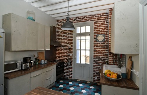 Royan Villa | Villa in Royan Park, 15 pers. - 200m from beach - 400m from shops/station.