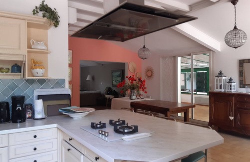 Varages Villa | Villa in the heart of green Provence (private pool, 8 people)