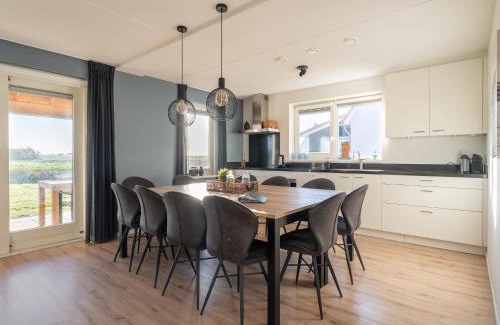 Scherpenisse House | Villa in Zeeland near Oosterschelde Park