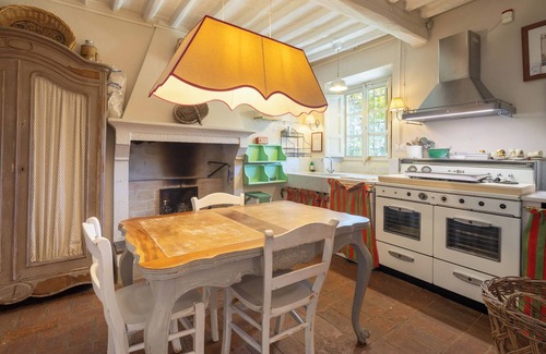 San Ginese Villa | Villa Isabo~Hills Delight, Lucca. Enchanting 5 bedroom Villa in Capannori, Italy